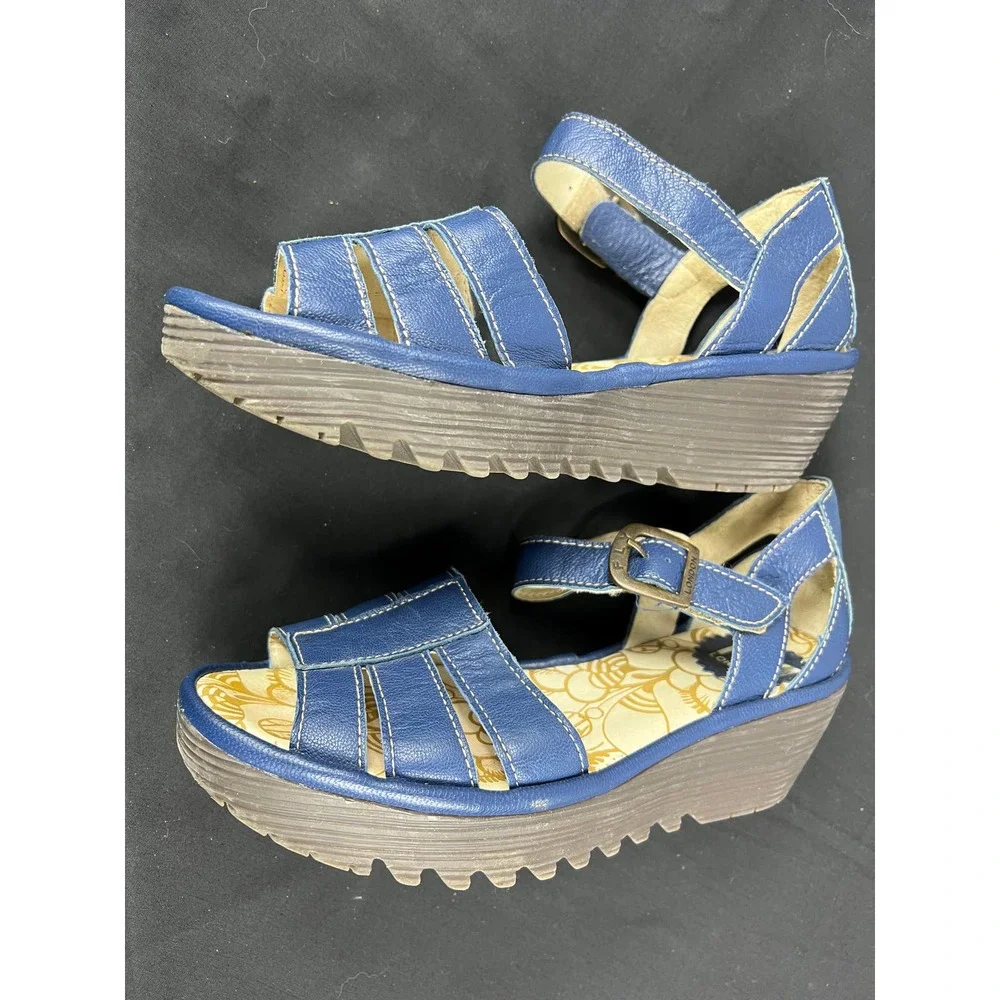 FLY LONDON womens wedge leather gladiator vintage size 35 - Picture 3 of 8